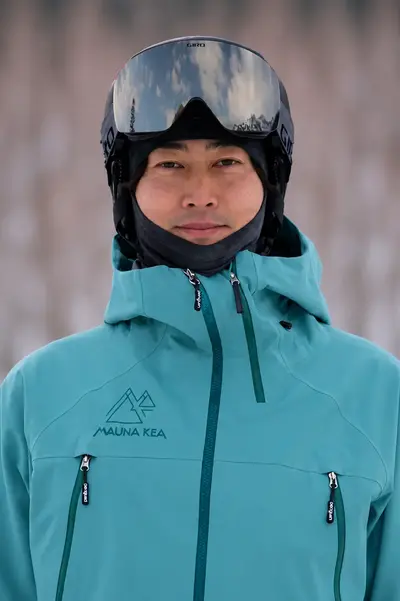 Jaume, private ski instructor in Niseko with 19 winters experience